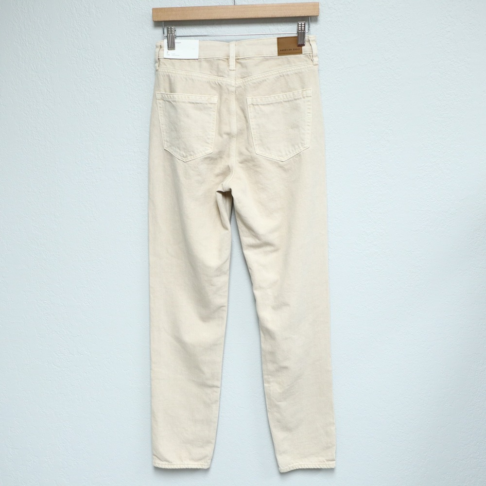 NWT American Eagle Mom Straight Leg Jean Size 2 X-Long Cream High Rise Neutral - Picture 4 of 13